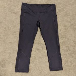 🍋 L U L U L E M O N  Cropped Leggings